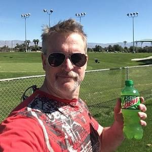 Meet your Posher, Rob